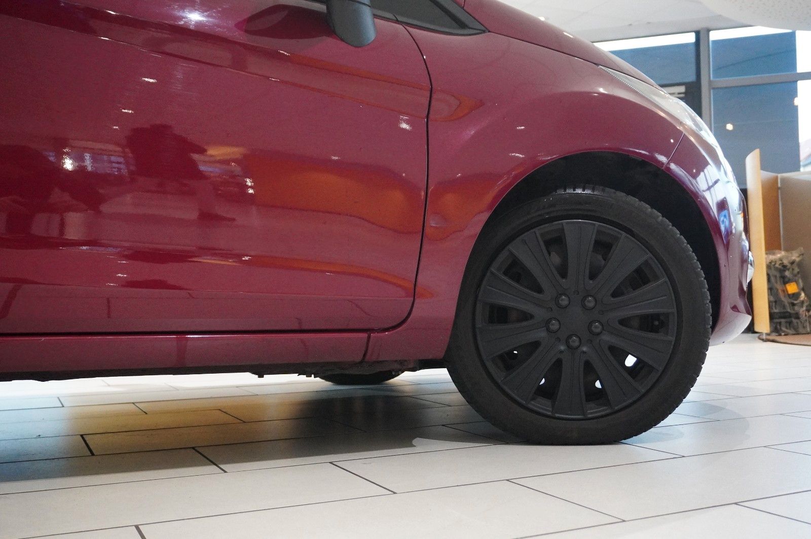 Fahrzeugabbildung Ford Fiesta 1.3 CHAMPIONS EDIT. 3-TÜR KLIMA/SHZ/USB