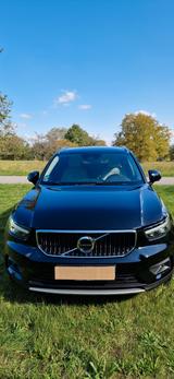 Volvo XC40 B4 Mild-Hybrid, Aut-Geartroinic. Momentum P - Volvo Gebrauchtwagen in Karlsruhe