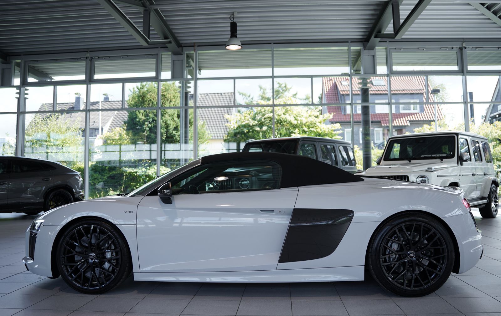 Audi R8