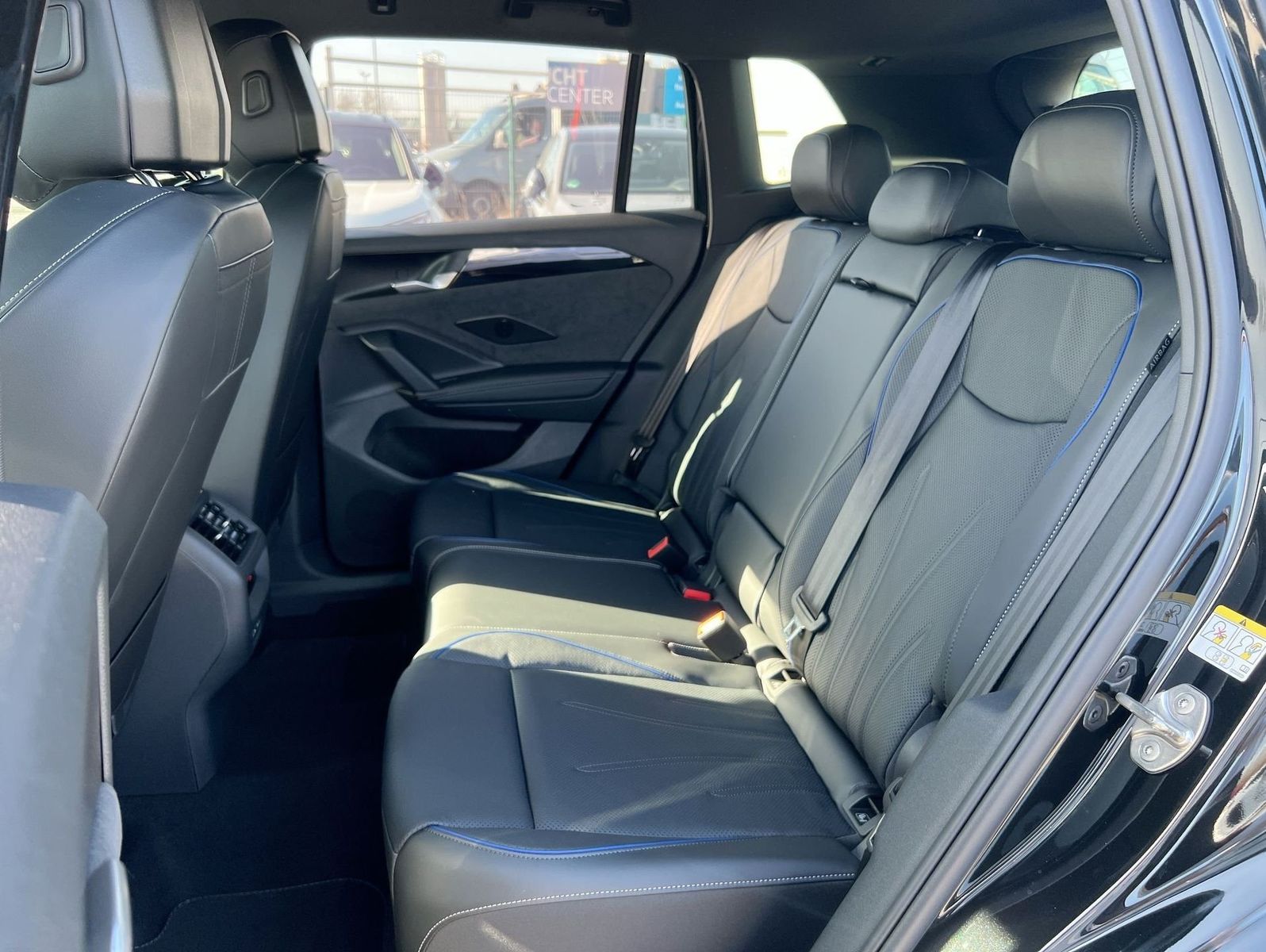 Volkswagen Tiguan - Bild 12
