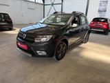 Dacia Sandero II Stepway Celebration - Dacia Sandero Gebrauchtwagen in Mülheim (Ruhr)