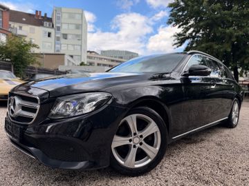 Mercedes E 220 - 1