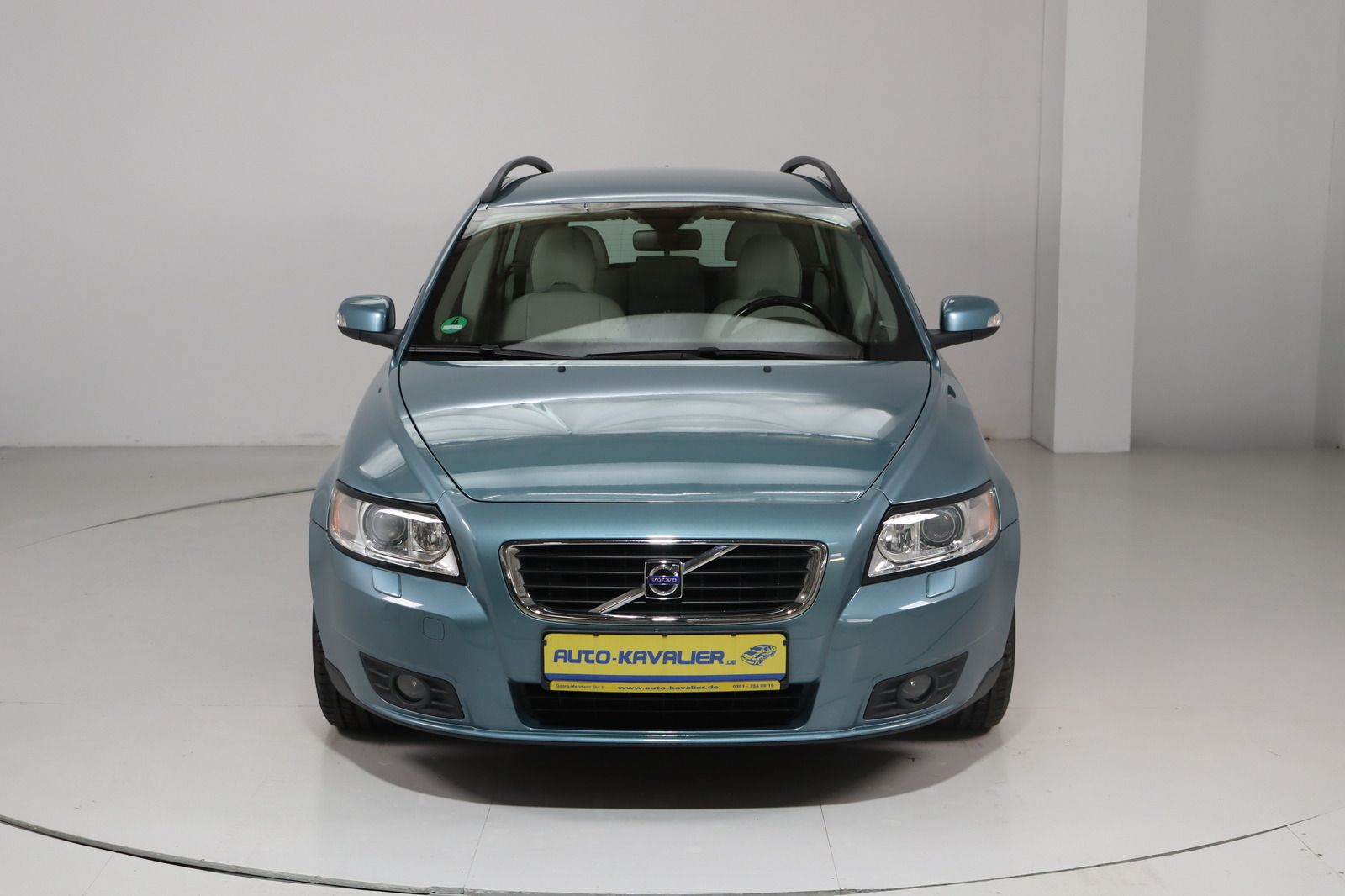 Fahrzeugabbildung Volvo V50 1.8 Klimaautom. * Bluetooth * Standhzg.