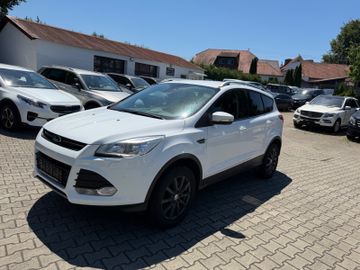 Ford Kuga - 1