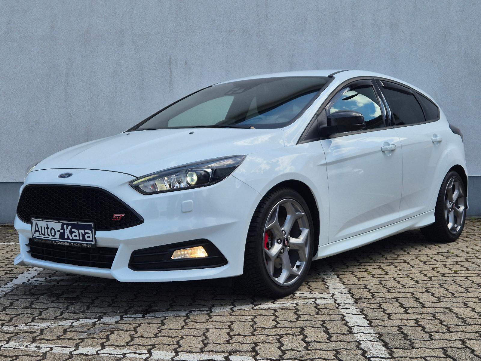 Ford Focus Lim. ST*250PS*Leder-Sport Paket*Navi*Xenon