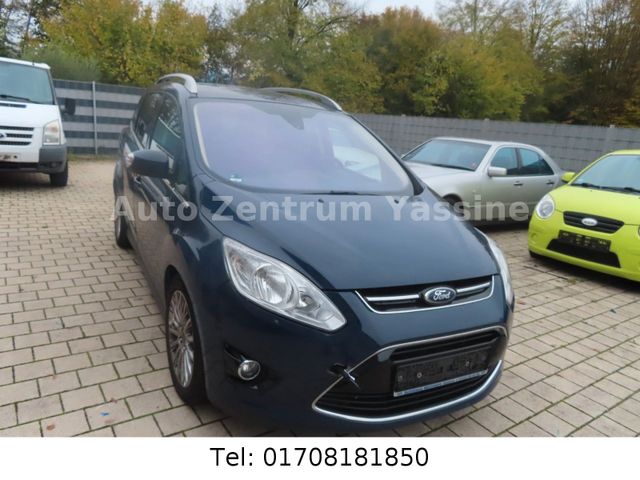 Ford Grand C-Max Titanium 7 Sitzer Navi Panorama