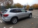 BMW X3 xDrive20d AT - HUD Pano - BMW X3 Gebrauchtwagen in Stuttgart