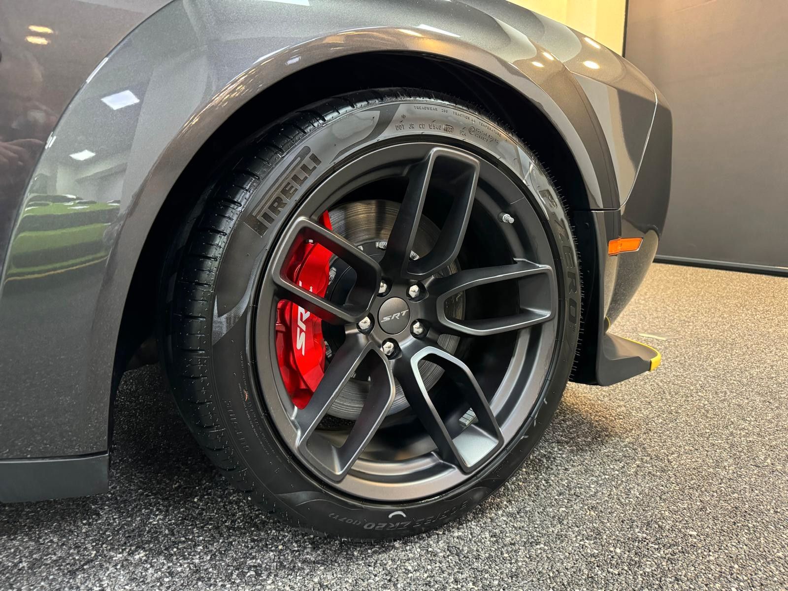 Fahrzeugabbildung Dodge CHALLENGER HELLCAT JAILBREAK -LAST CALL-CARBON