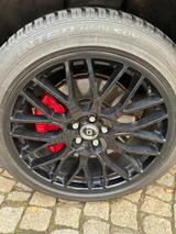 Jaguar E-Pace P300 R-DYNAMIC SE 4WD Auto R-DYNAMIC SE - schwarze Jaguar E-Pace