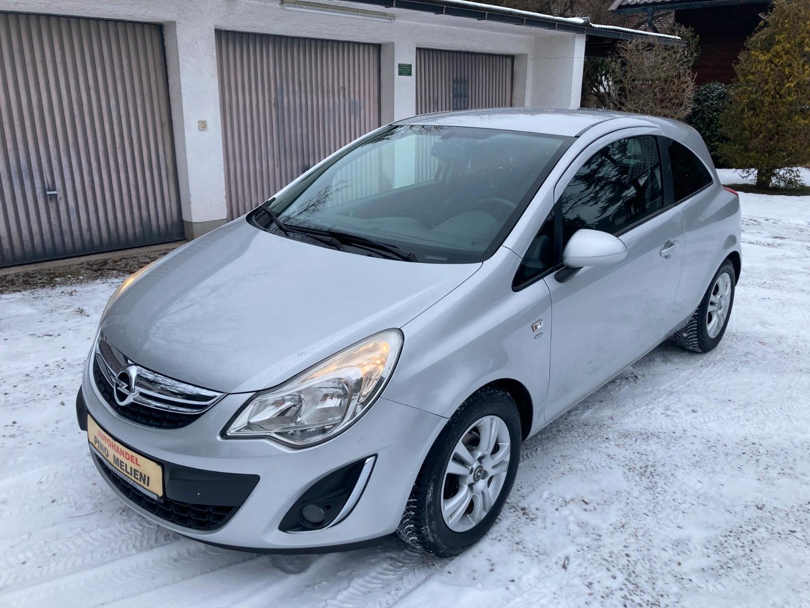 Opel Corsa D Satellite