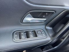 Fahrzeugabbildung Mercedes-Benz A 180d 7G-DCT LED NAVIGATION PDC TEMPOMAT