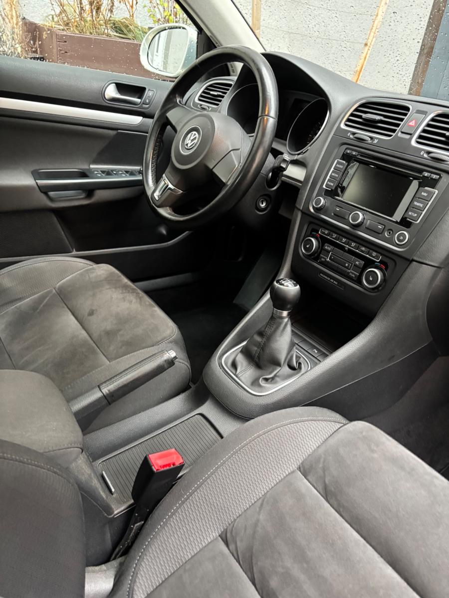 Volkswagen Golf 2011 — photo 7