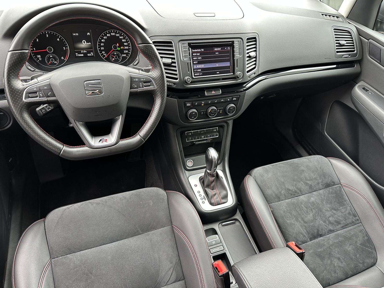 Fahrzeugabbildung SEAT Alhambra 2.0 TDI DSG 4D FR-LINE NAV+XEN+ACC+18ZO