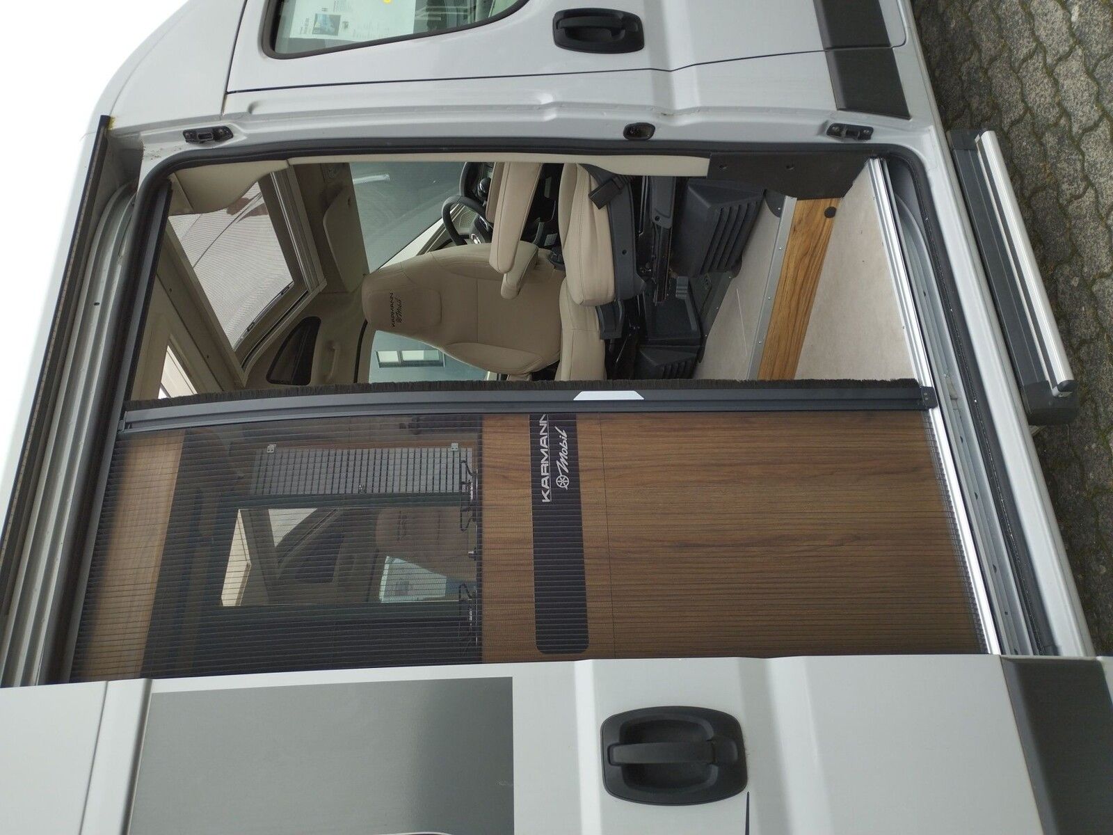 Fahrzeugabbildung Karmann Dexter DE 600 Concept Paket