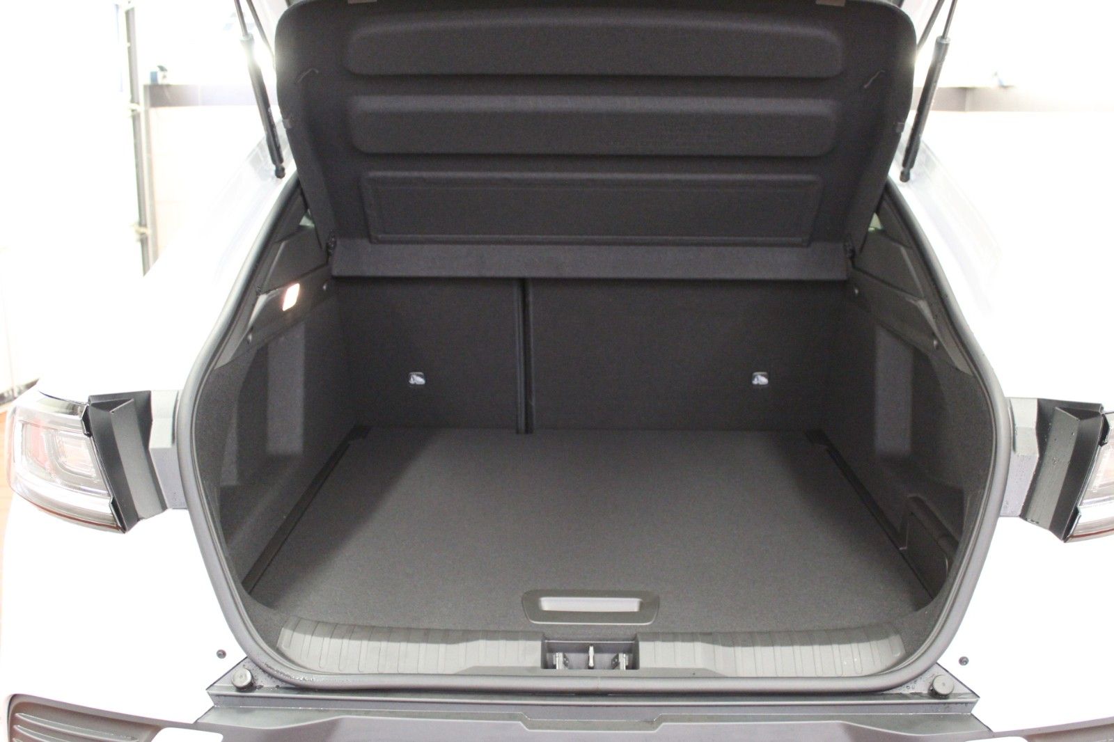 Fahrzeugabbildung Renault Arkana E-TECH Full Hybrid 145 Esprit Alpine