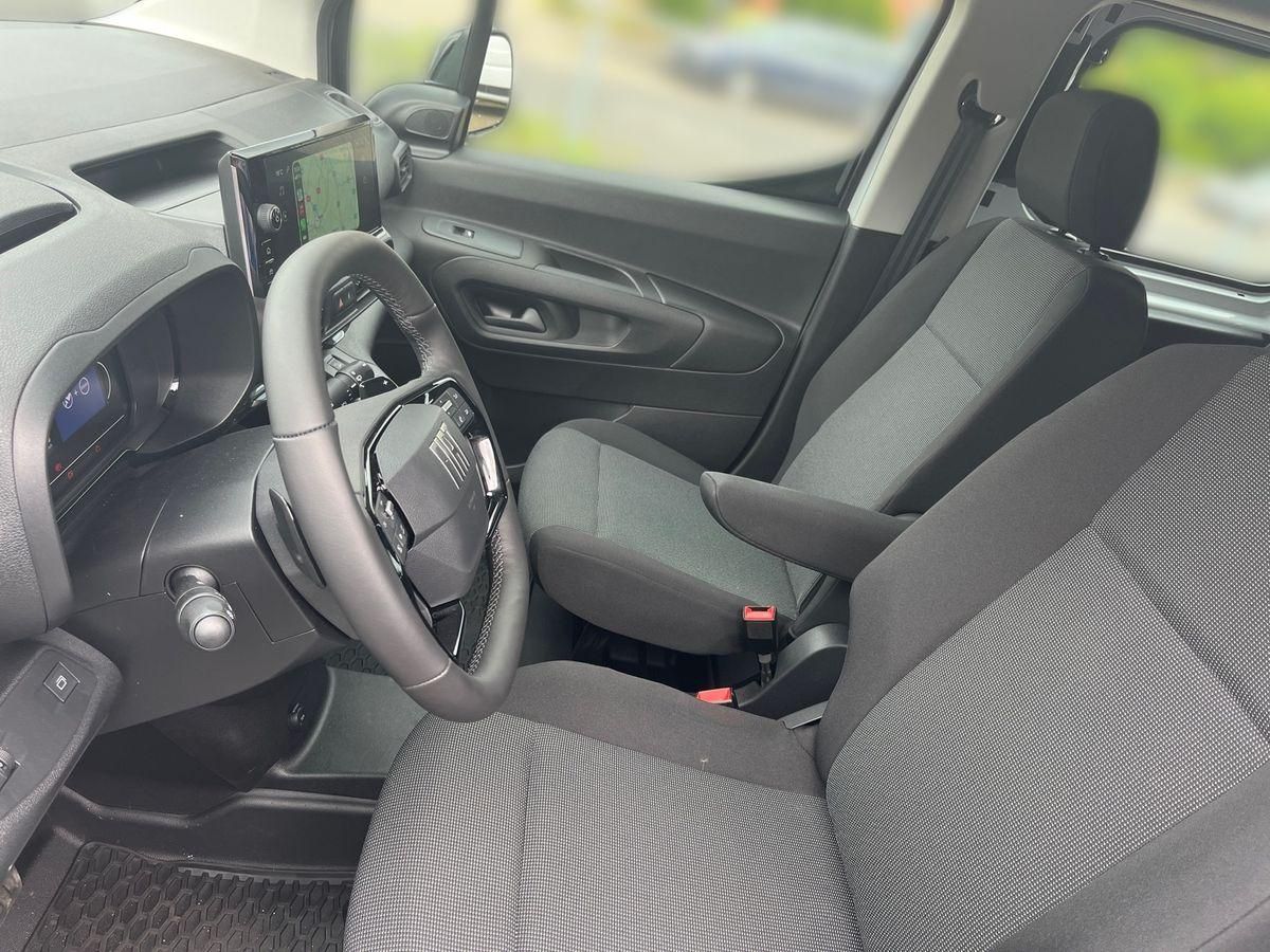 Fahrzeugabbildung Fiat Doblo XL Multicab 130 AT8