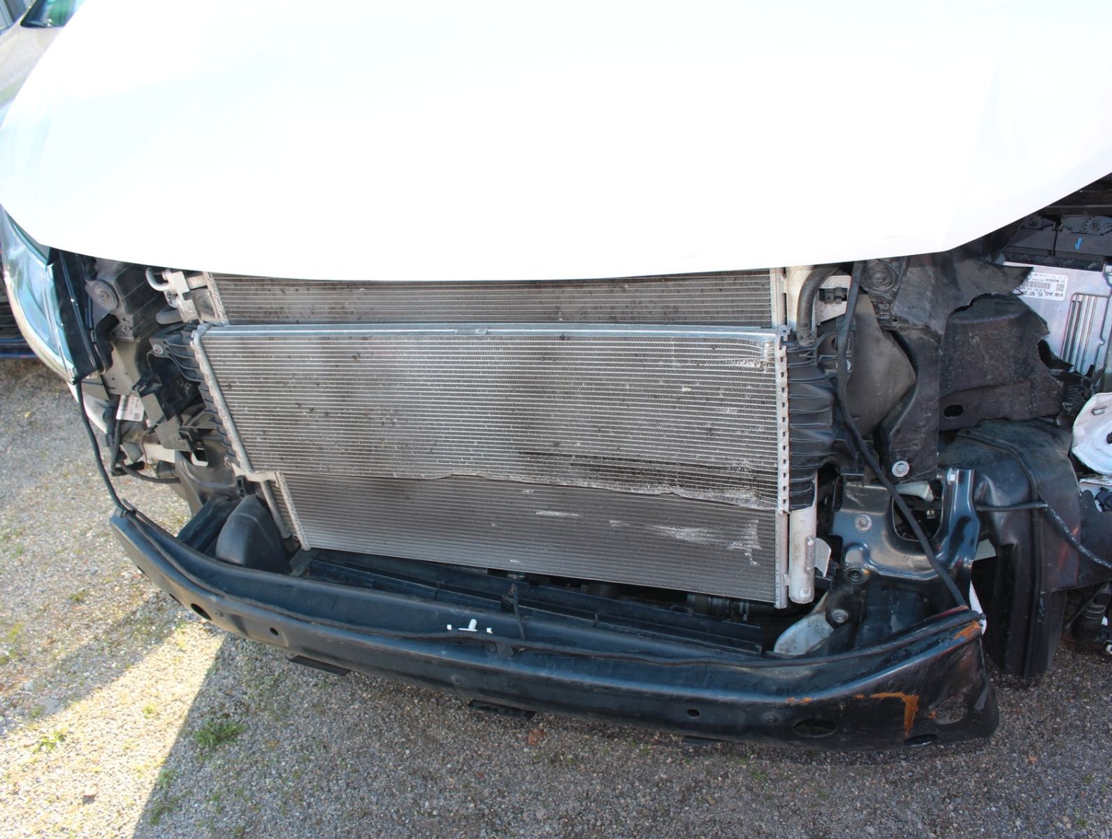 Fahrzeugabbildung Volkswagen T6 Caravelle 1. Hand UNFALL*