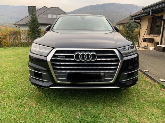 Audi Q7 3.0 TFSI wenig gelaufen voll 360