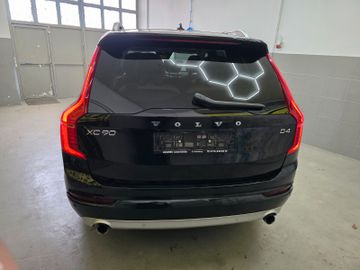 Volvo XC90 - 4