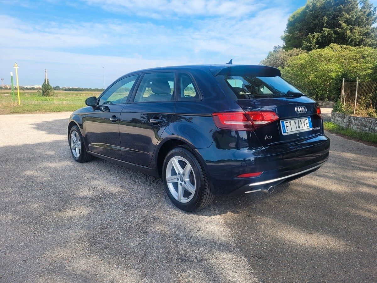 Audi A3 SPB 30 TDI S tronic Sport imagem 3