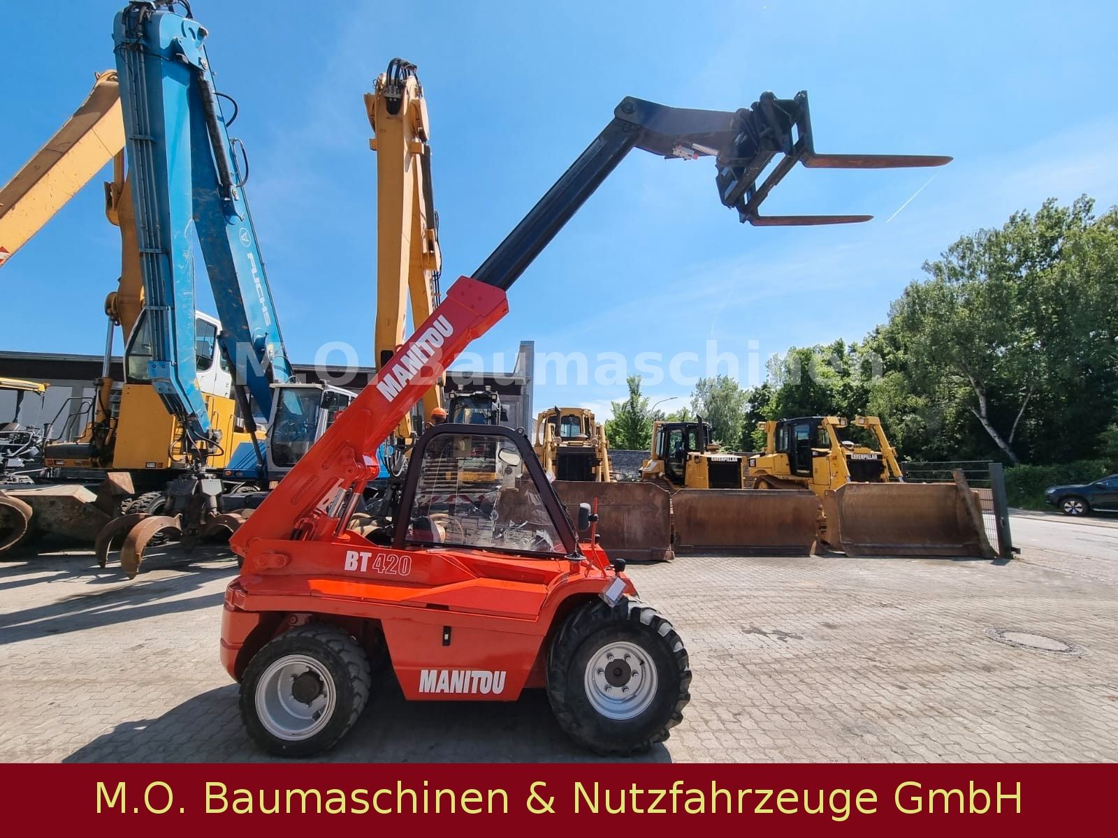 Fahrzeugabbildung Manitou BT 420 / SW /Gabel / 2 t / 4m / 4x4 /