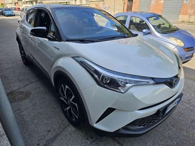 Toyota TOYOTA C-HR 1.8 Hybrid E-CVT Trend