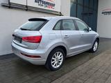 Audi Q3 2.0TDI Sport Quattro*Navi**2jGarantie* Klima - silberne Audi Q3