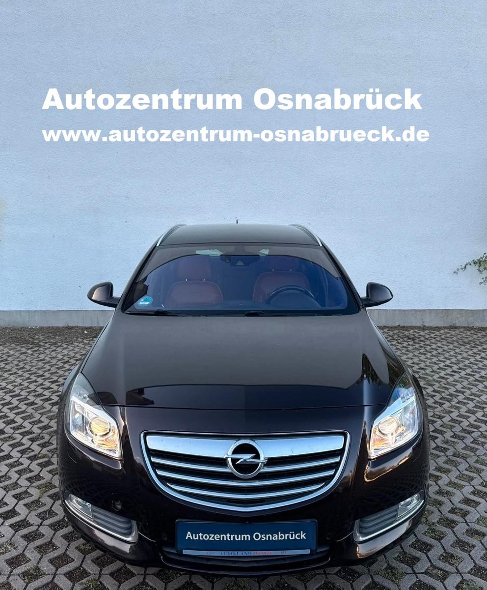 Opel Insignia 2011 — rear view