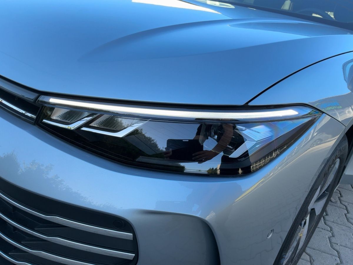 Volkswagen Passat Variant - Bild 20