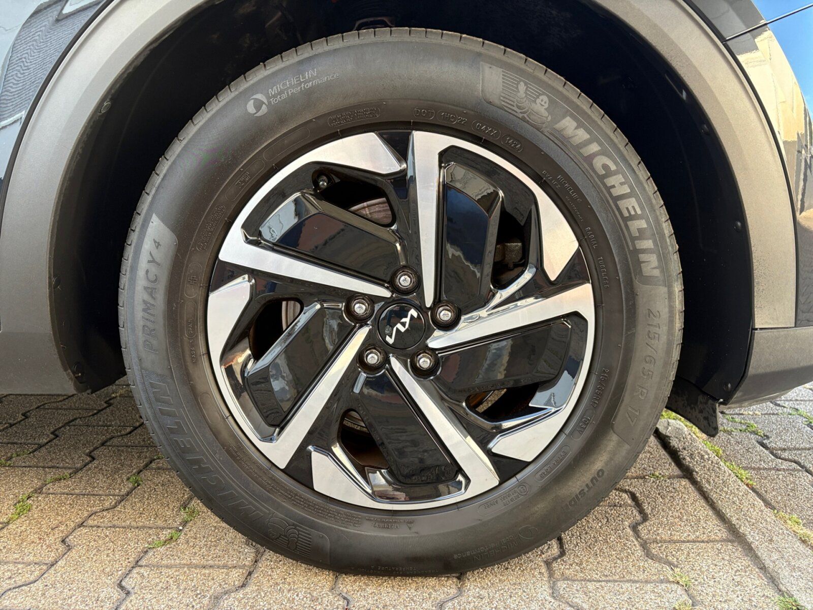 Fahrzeugabbildung Kia Sportage 1.6 48V Mild Hybrid Vision Autom./Klima