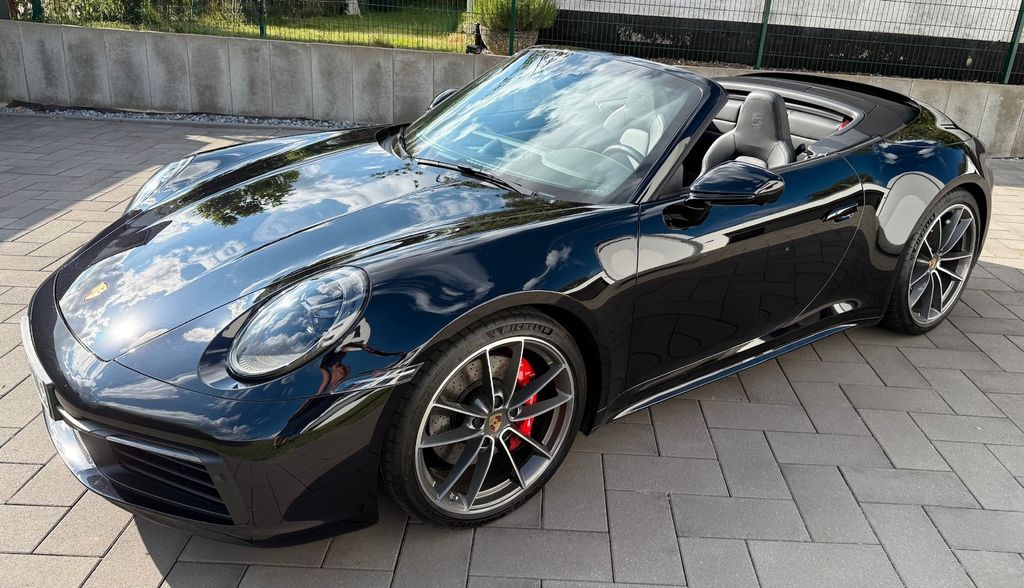 Porsche 992