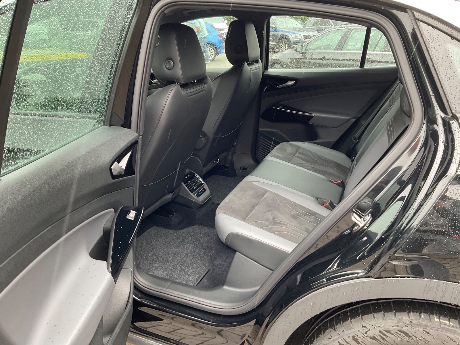 Fahrzeugabbildung Volkswagen ID.5 Pro Perform. 82 kWh 150 kW Pro,Navi,ACC,kam