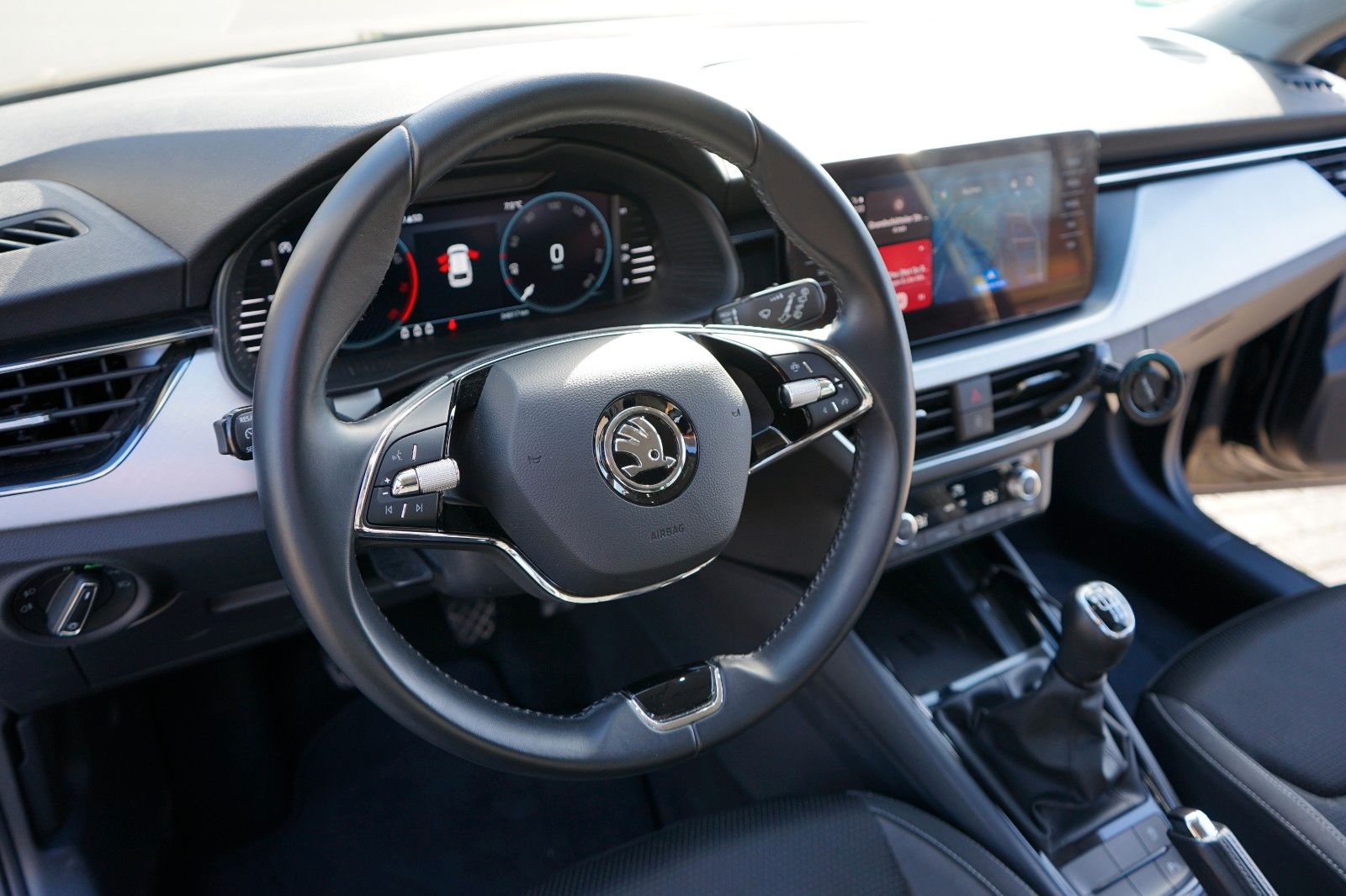 Fahrzeugabbildung SKODA Scala Tour