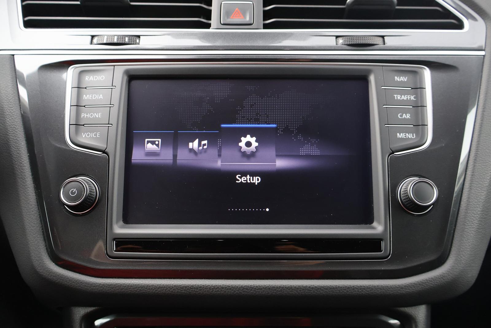 Volkswagen Tiguan 1.4 TSI DSG R-Line LED ACC Navi 360° AHK