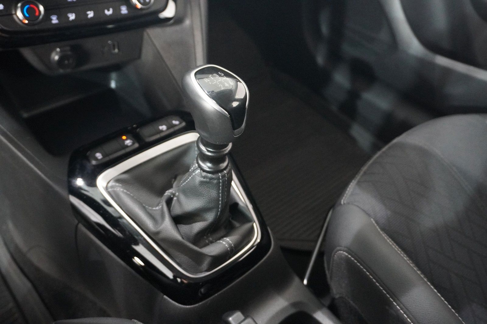 Fahrzeugabbildung Opel Corsa F 1.5D ELEGANCE NAVI/LED/KAMERA/VIRT./DAB+