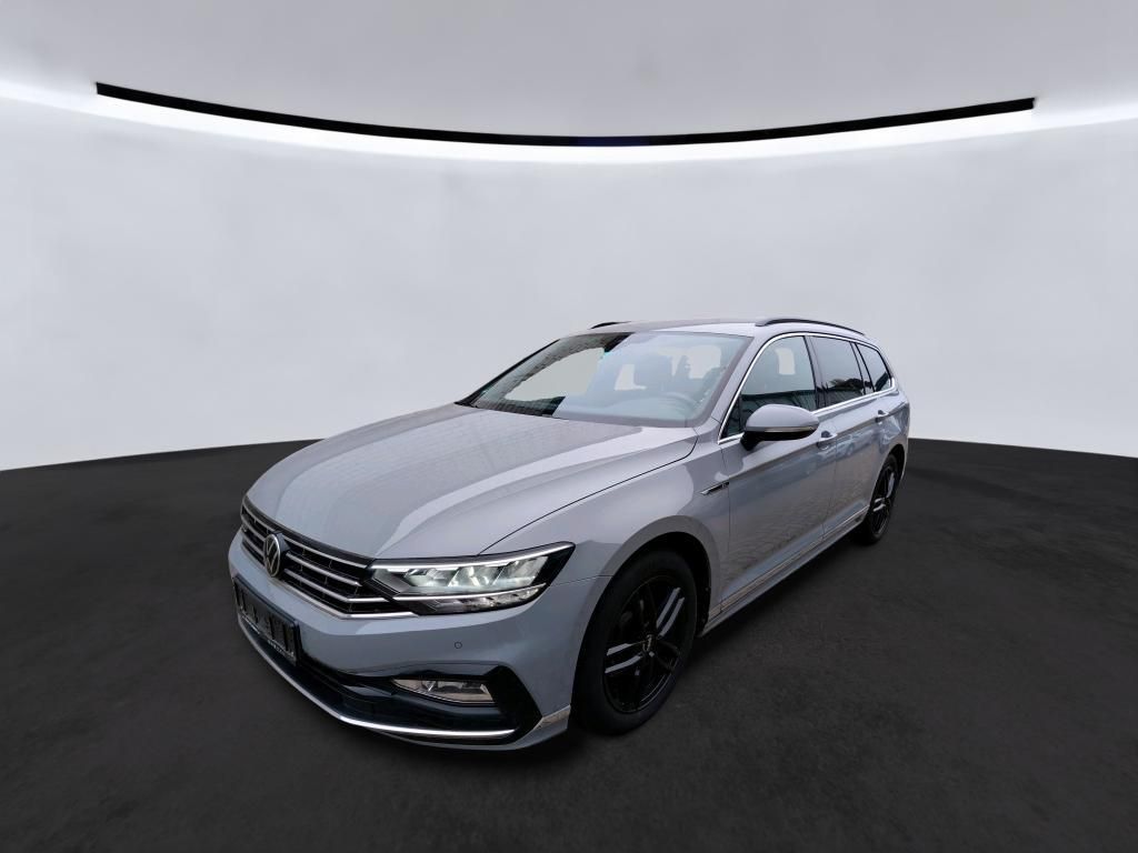 VW Passat R LINE 2.0 TDI DSG/NAVI/LED/CAM/ACC/KEYLE