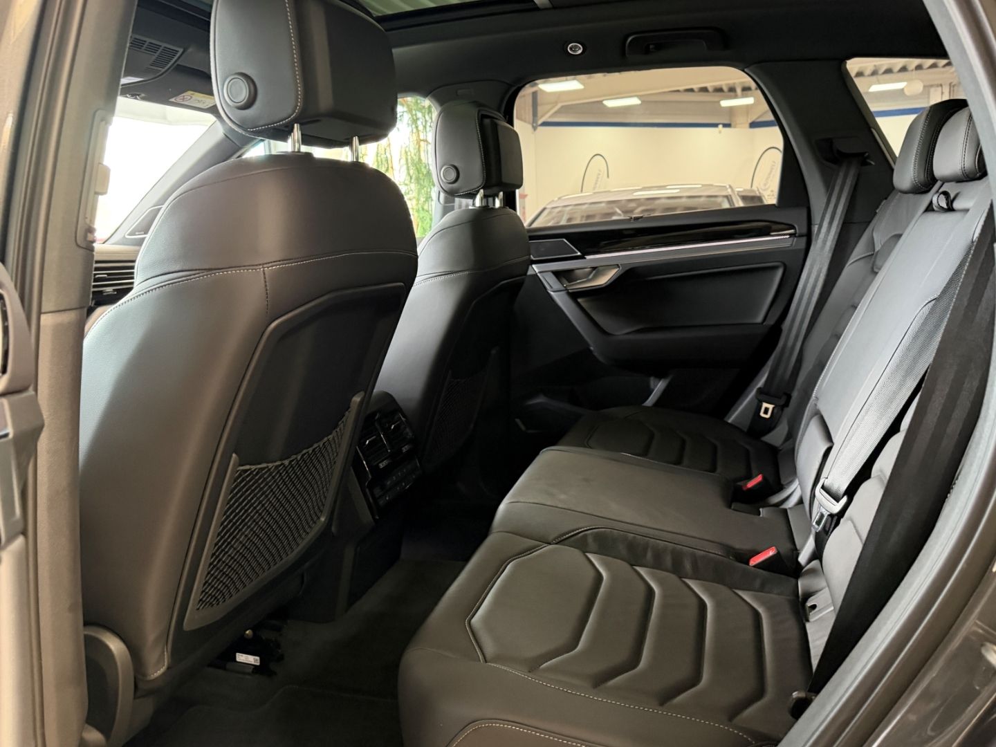 Volkswagen Touareg R-Line 4Motion R-Line Sportpaket Luftfed foto 10