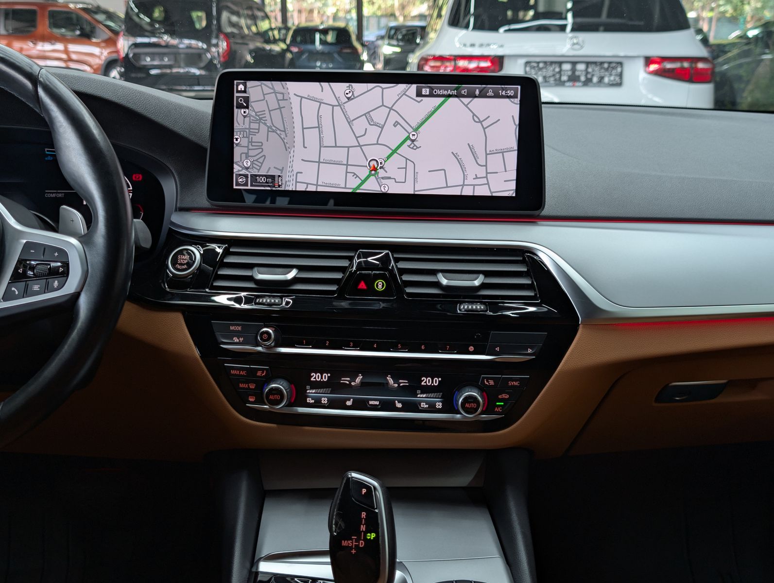 Fahrzeugabbildung BMW 520d M Sport MHEV LEDER HUD AMBI LED APP 4xSHZ