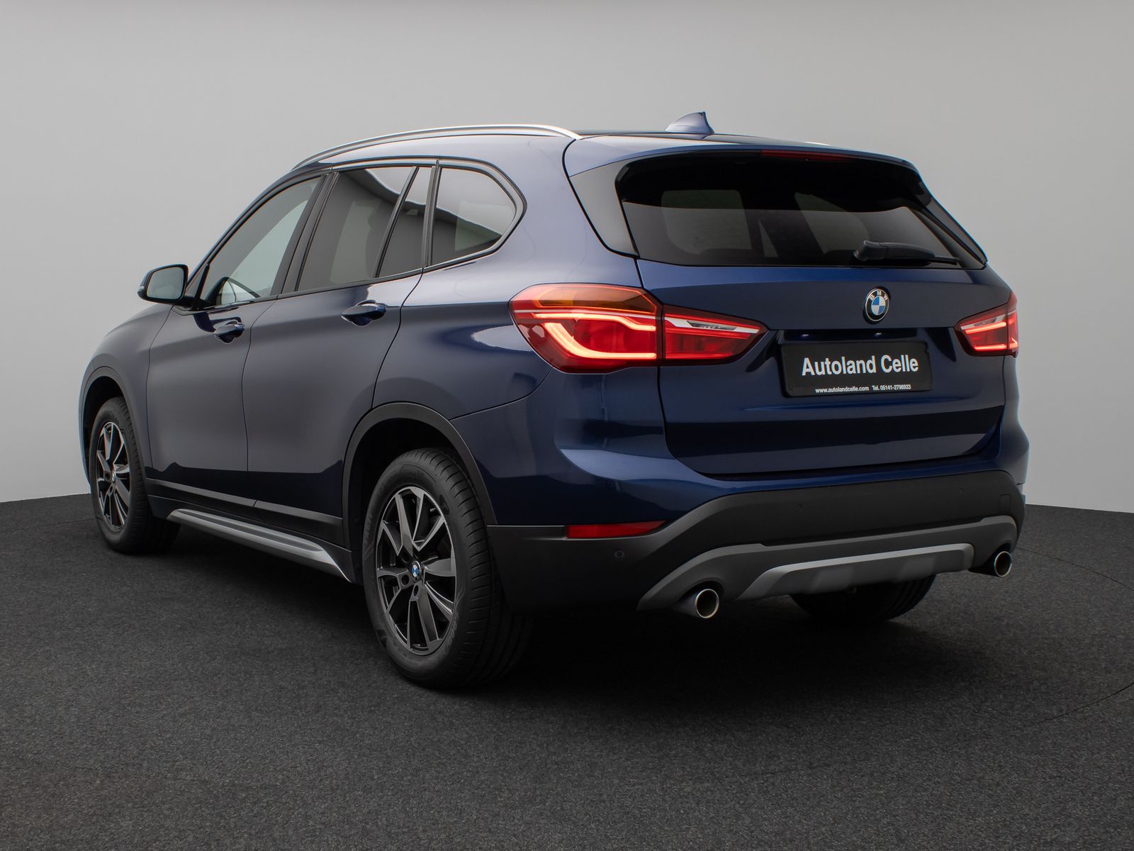Fahrzeugabbildung BMW X1 sD20i xLine Panorama HUD H/K AHK Leder Voll