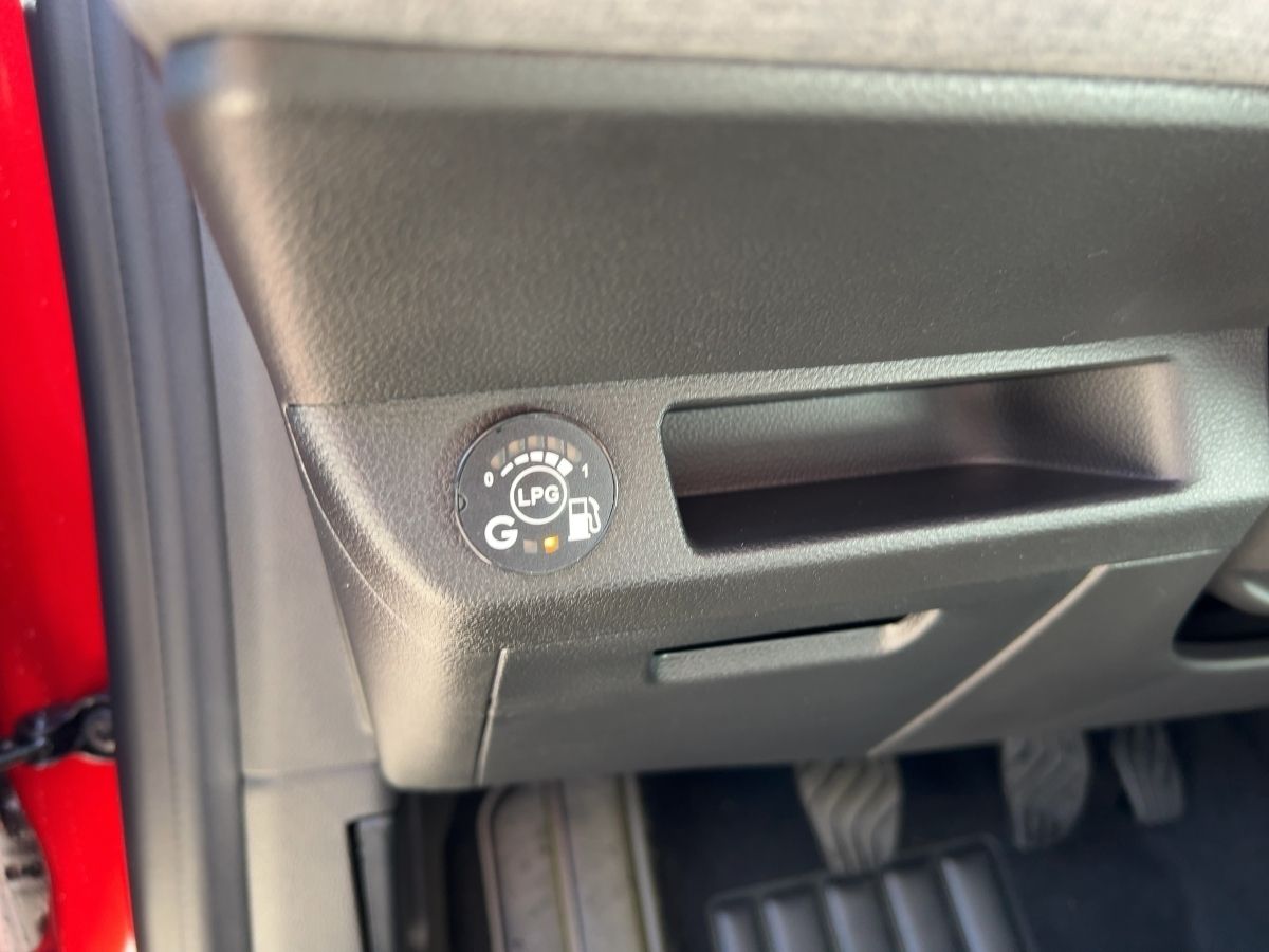 Renault Clio - Bild 14