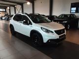 Peugeot 2008 Allure Pano Automatik AHK RFK NAVI APPLE - Peugeot 2008: Van