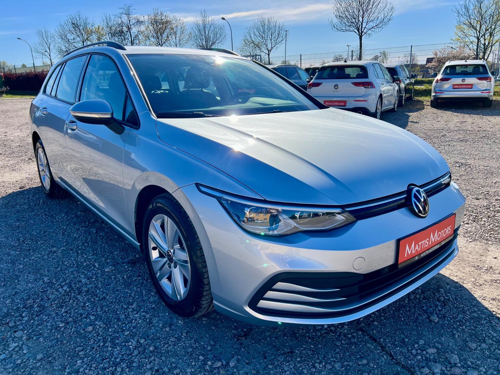 Volkswagen Golf Variant 1.5 eTSI DSG Life AAC SHZ LED NAVI