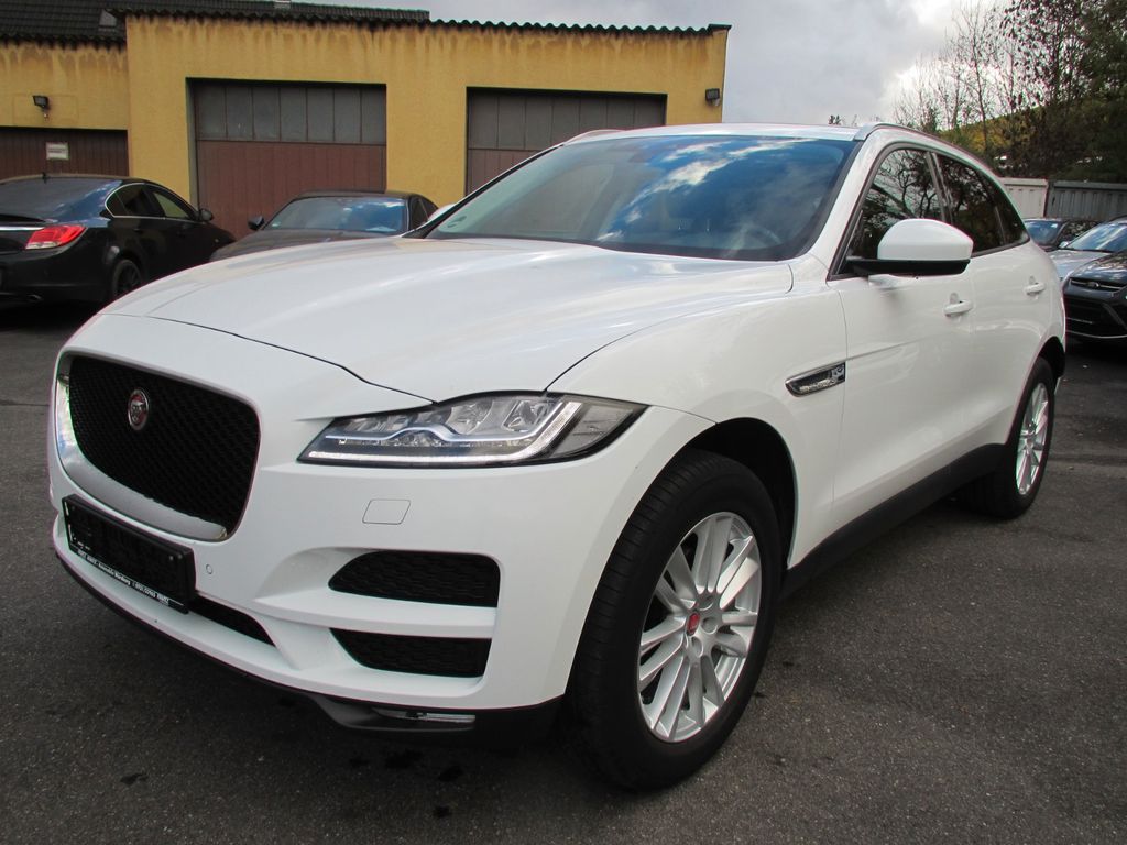 Jaguar F-Pace