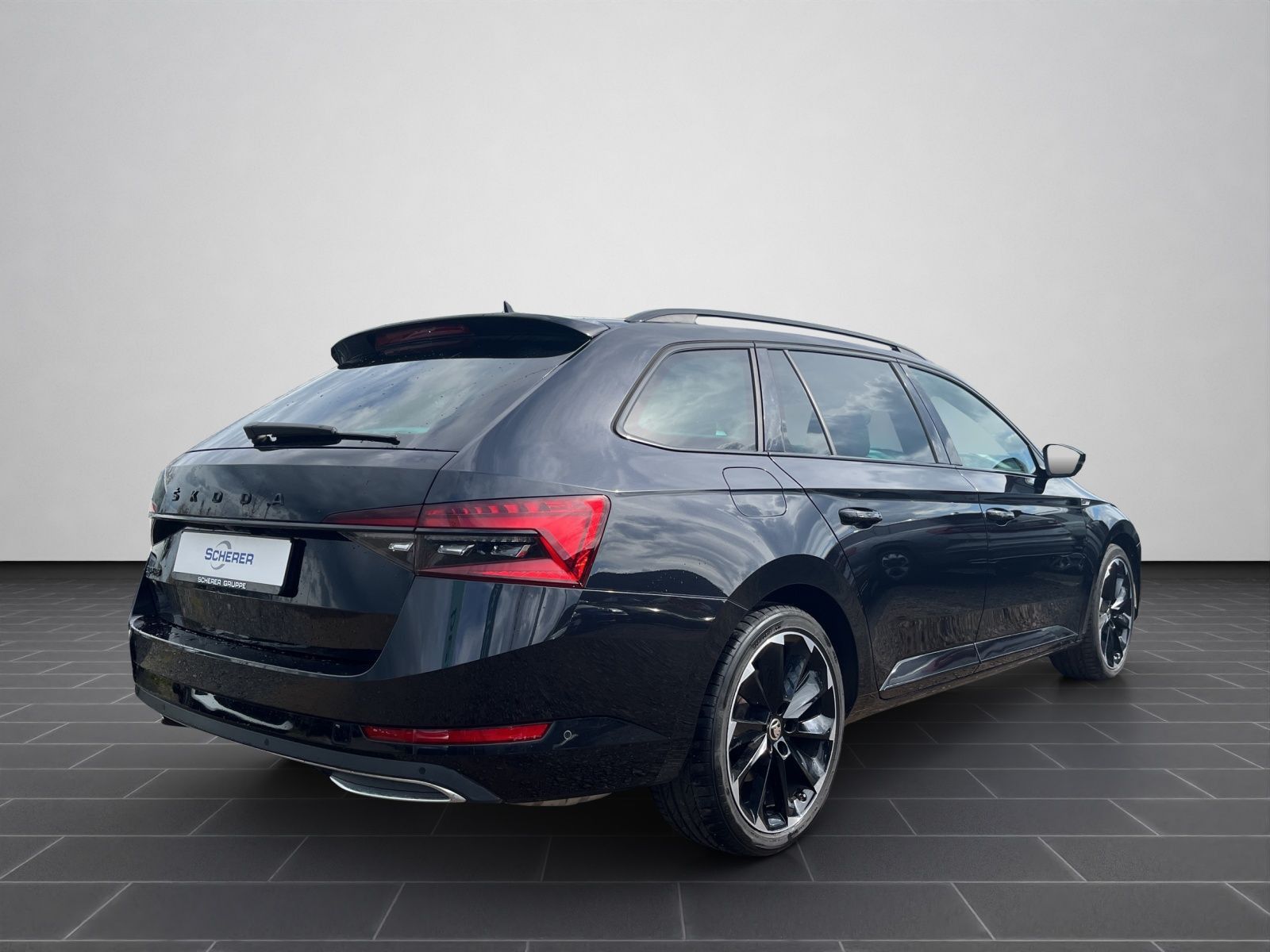 Skoda Superb - Bild 3