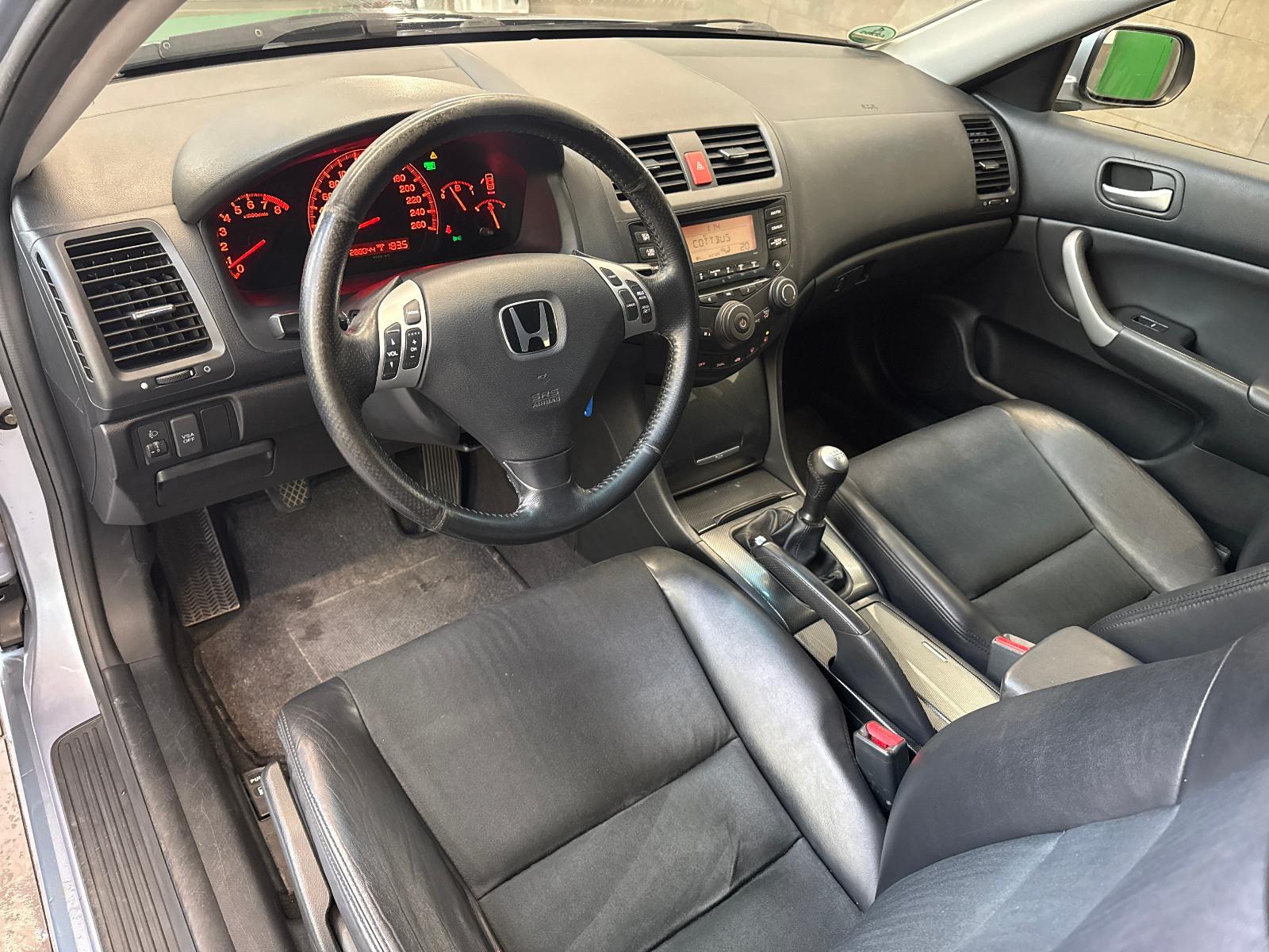 Honda Accord 2006 — engine 2.354 cm³, 190 HP (140kW)