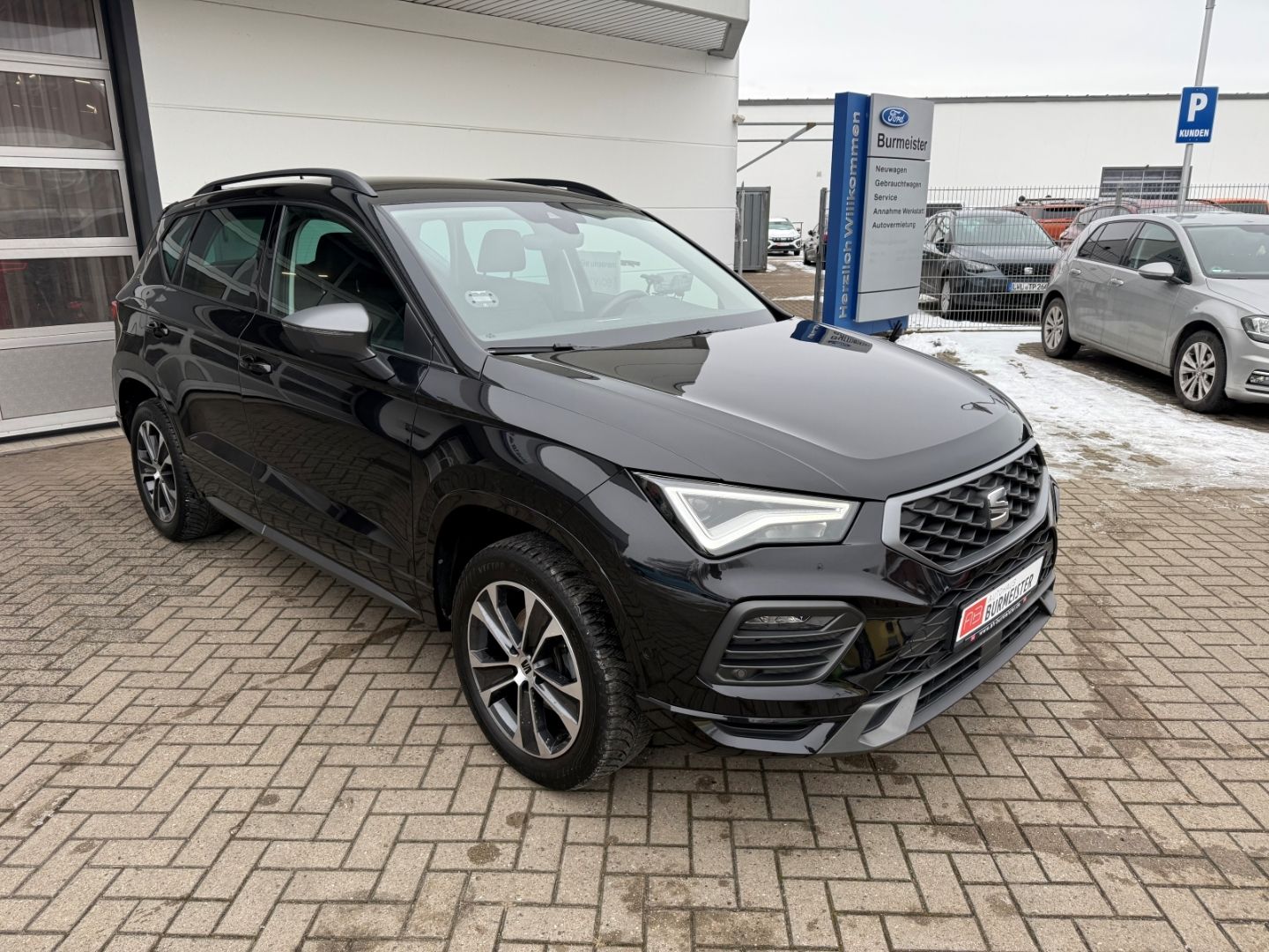 SEAT Ateca FR AHK-klappbar Navi Digitales Cockpit LED - Image 8