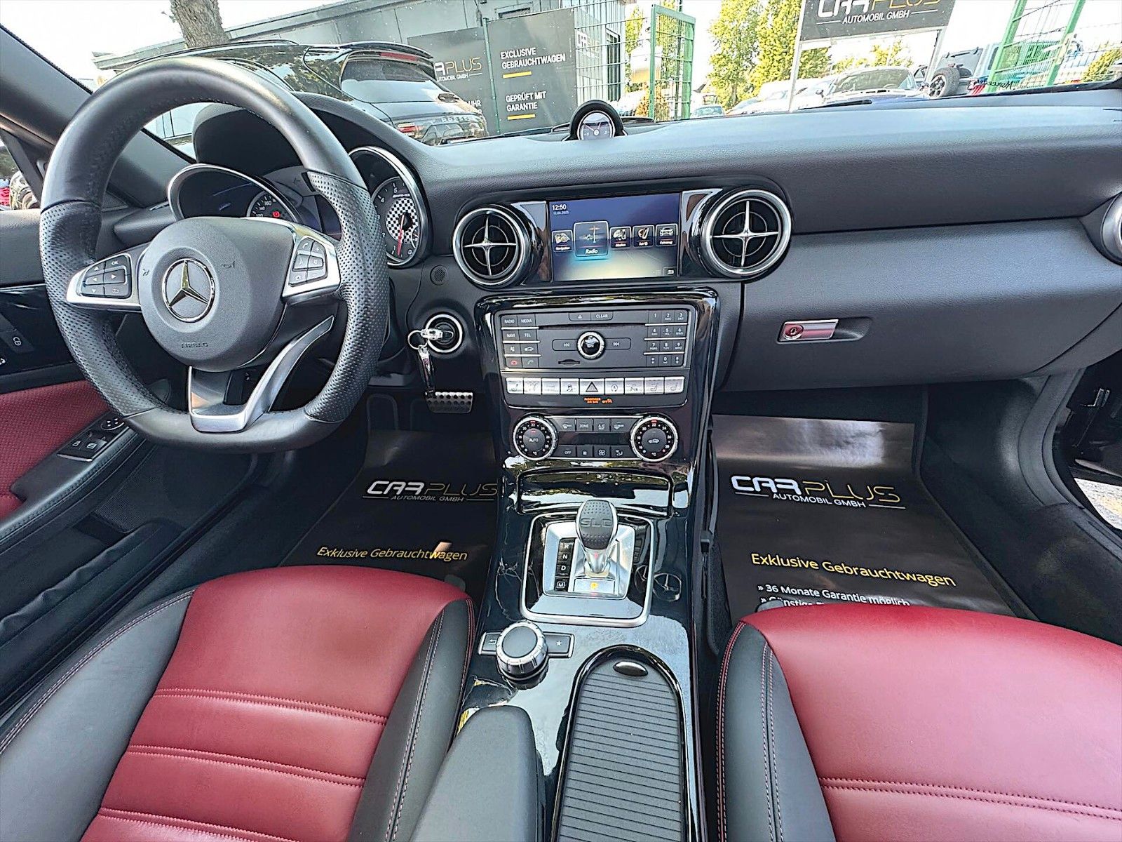Fahrzeugabbildung Mercedes-Benz SLC 43 AMG Designo Night *LED*Kamera*Panorama*