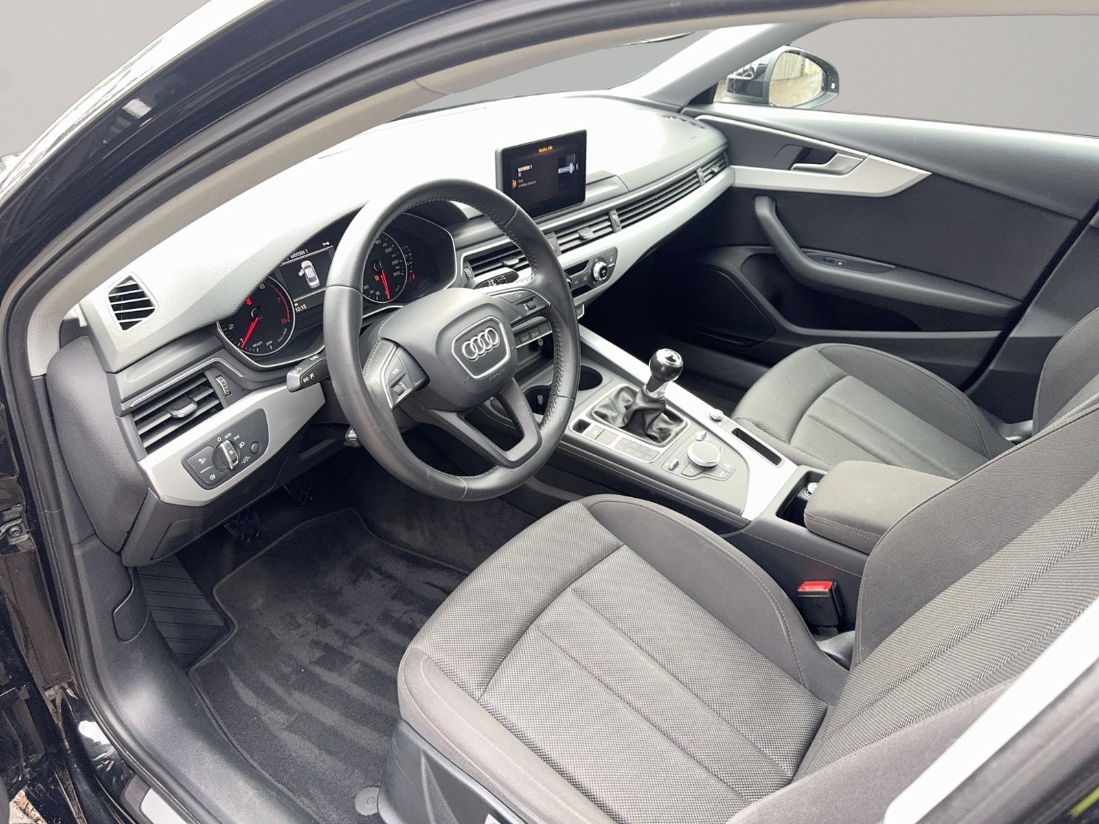 A4 1.4 TFSI, APS, Sitzheizung, Multifunktionlenk