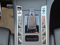 Fahrzeugabbildung DS Automobiles DS 7 Crossback 1.6 E-Tense 300 4x4 Rivoli