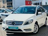 Mercedes-Benz B 180 CDI+2.HAND+AHK+PDC+Bi-Xenon+NAVI+SHZ+SH+ - Mercedes-Benz B 180 Gebrauchtwagen in Mannheim